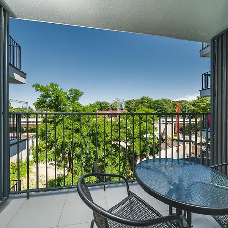 Aron - By Upstairs Apartmán Krakov