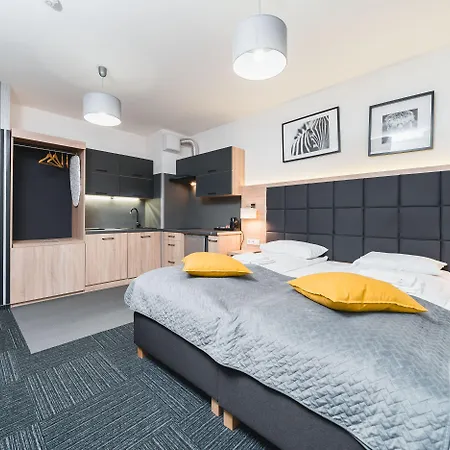 Aron - By Upstairs Apartmán Krakov