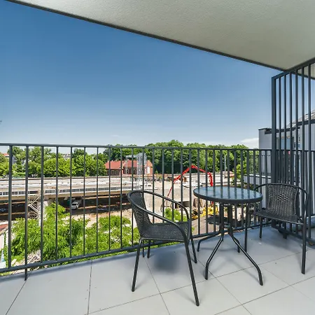 Apartmán Aron - By Upstairs