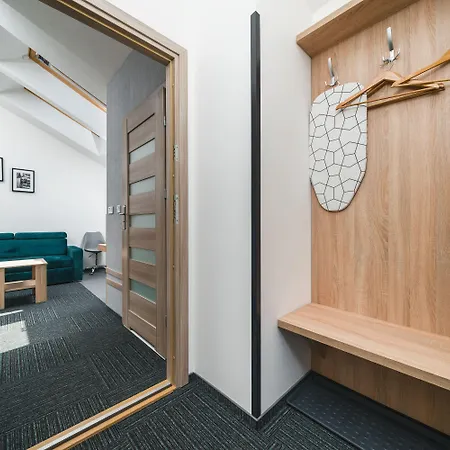 Apartmán Aron - By Upstairs